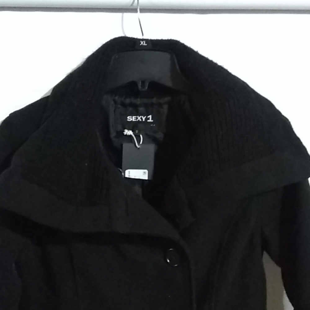 Sexy 1 Warm Winter Button Coat NWT - Picture 3 of 7